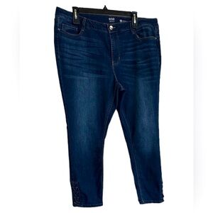 Ana medium wash capris jagging women 18